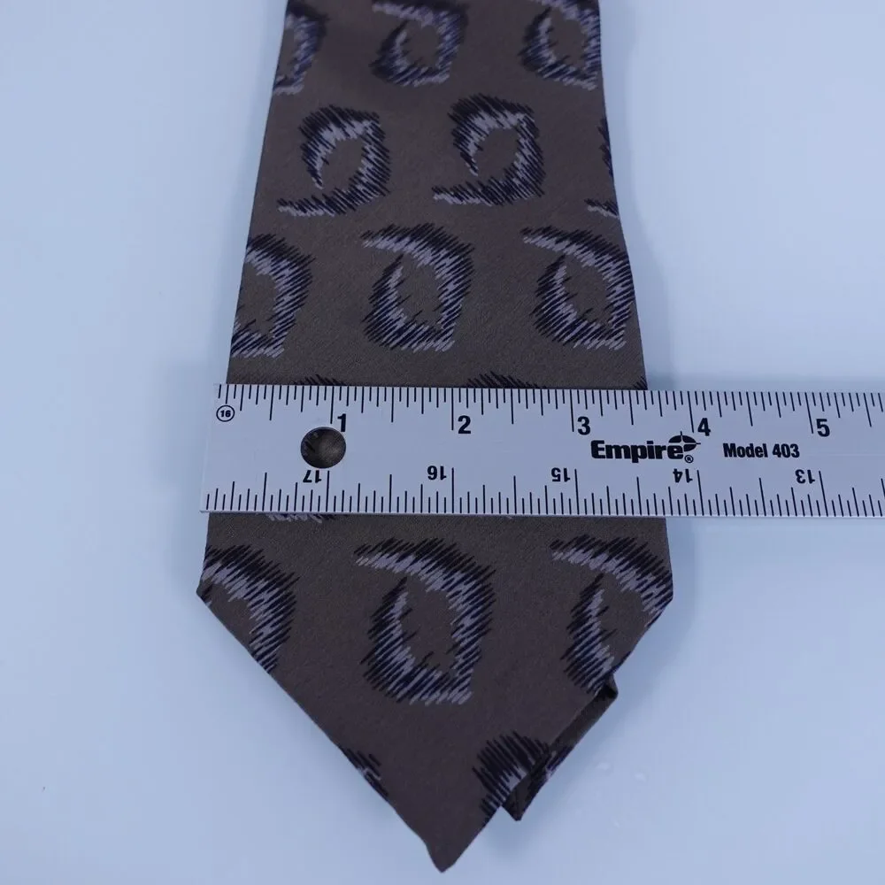 Giorgio Armani Cravatte Necktie Tie Silk Brown Geometric Pattern Made in Italy